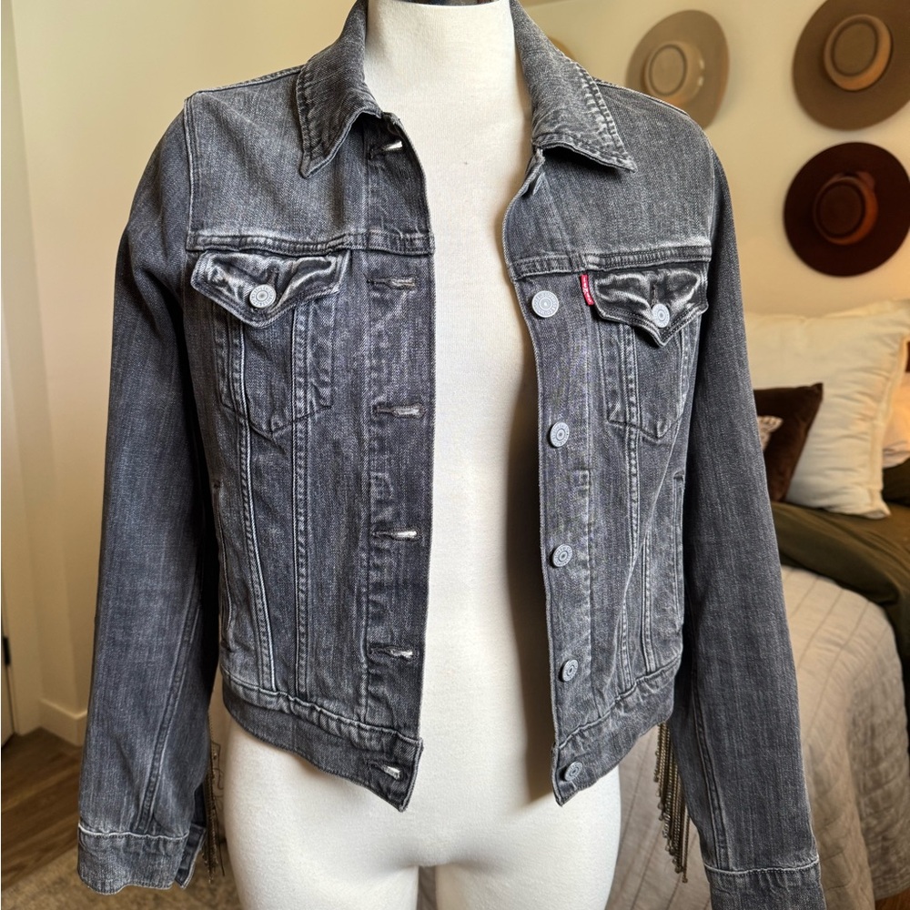 Levi’s Rhinestone Fringe Jacket - Picture 4 of 4